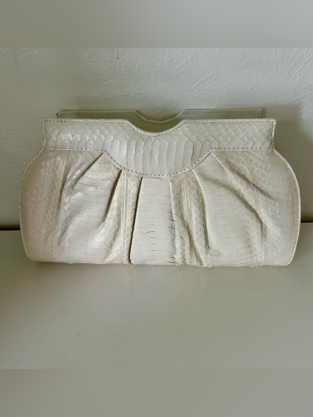 EUC Stunning White Snakeskin Leather J Renee Crossbody or Clutch